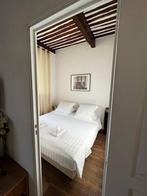 Old Antibes, One Bed App, In Front Of The Port! Lejlighed Eksteriør billede