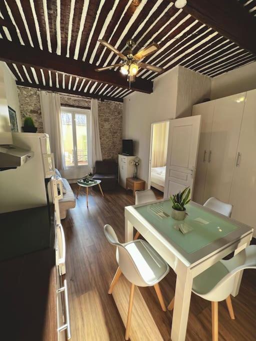 Old Antibes, One Bed App, In Front Of The Port! Lejlighed Eksteriør billede